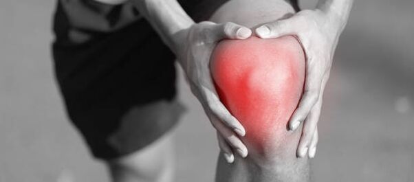 Bolečine v sklepih pri moškem